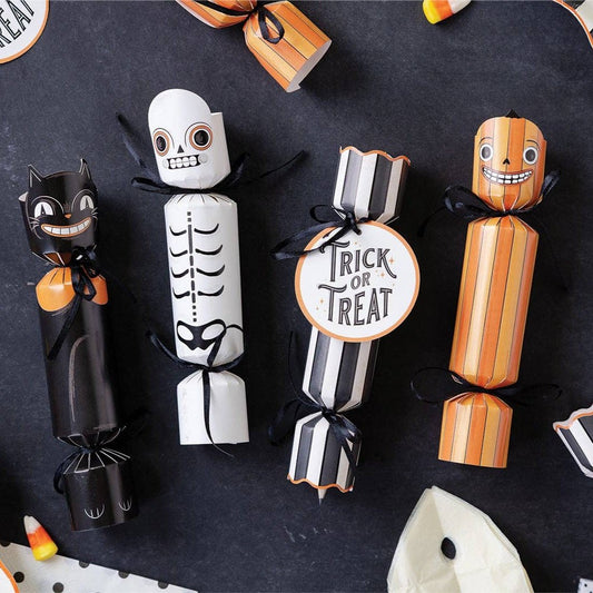 Vintage Halloween Party Crackers