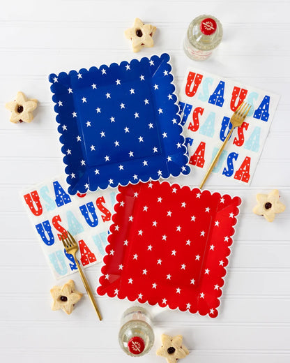 Red and Blue Star Paper Plate Set