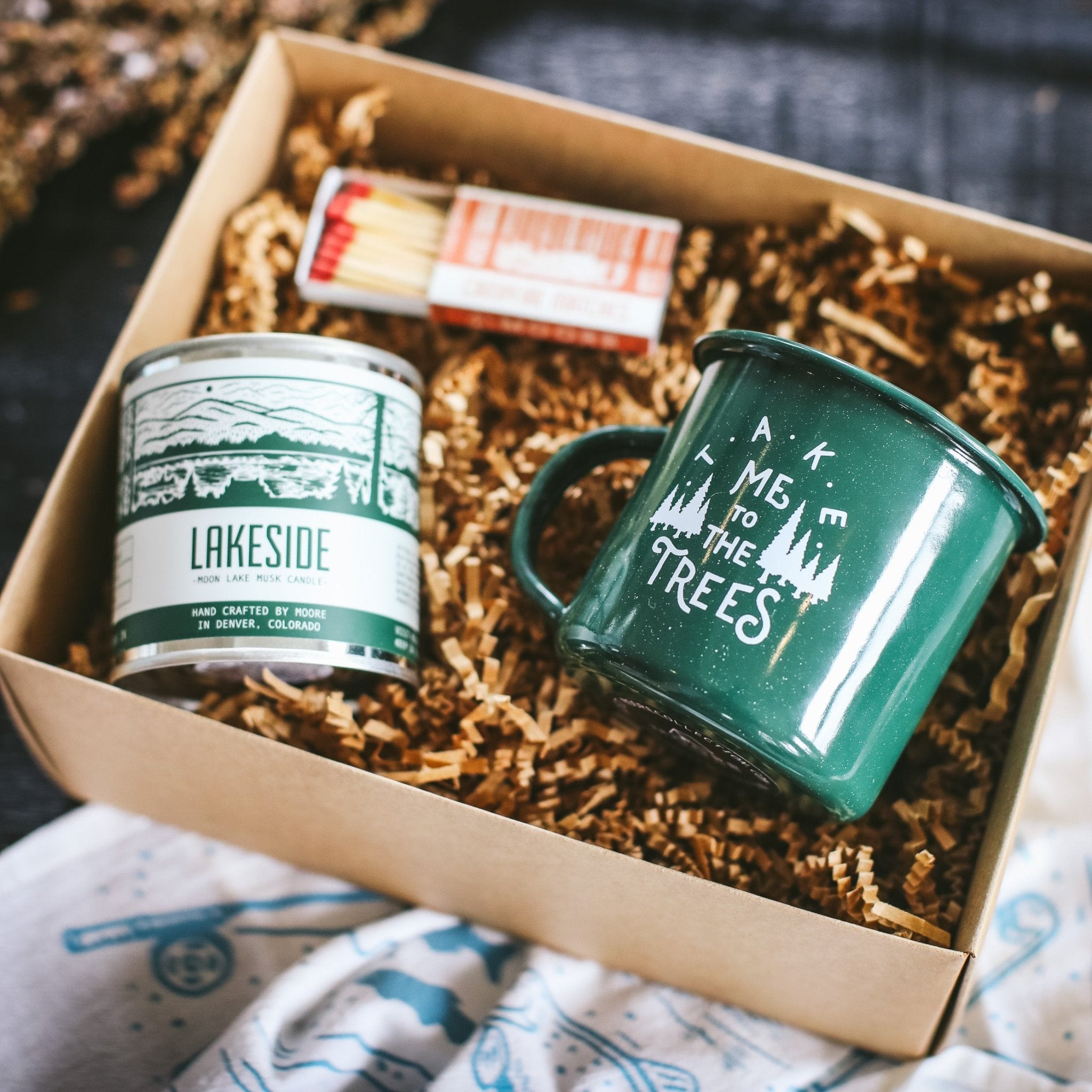 The Home Pack "Lakeside" Theme Gift Box - Henry + Olives